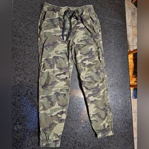 American Eagle Next Level Flex Camo Joggers Men's Small.
